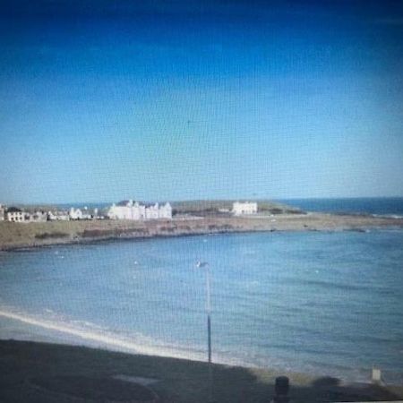 Beach Front Apt Portballintrae , Bushmills Close To Royal Portrush Golf Club ภายนอก รูปภาพ